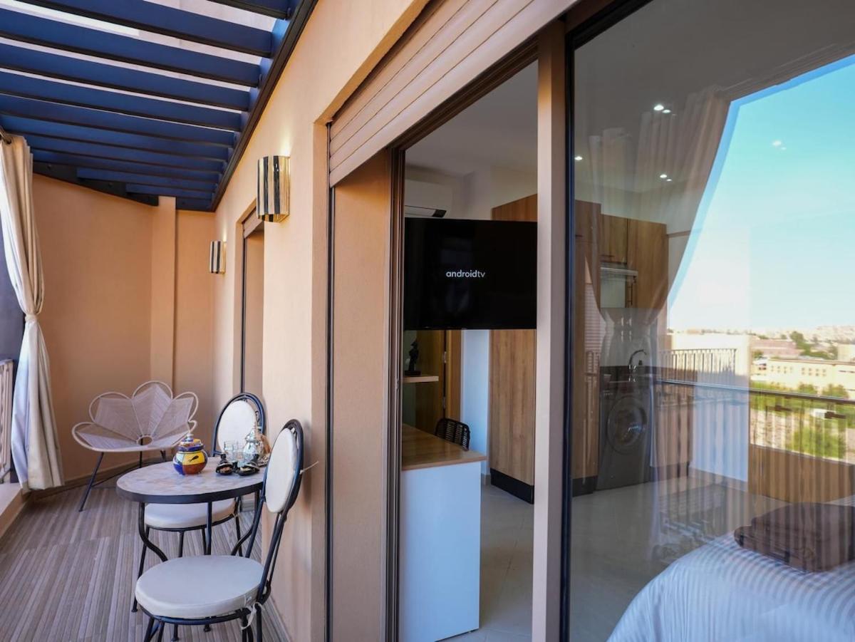 Sofia Avec Superbe Terrasse Gueliz Appartement
